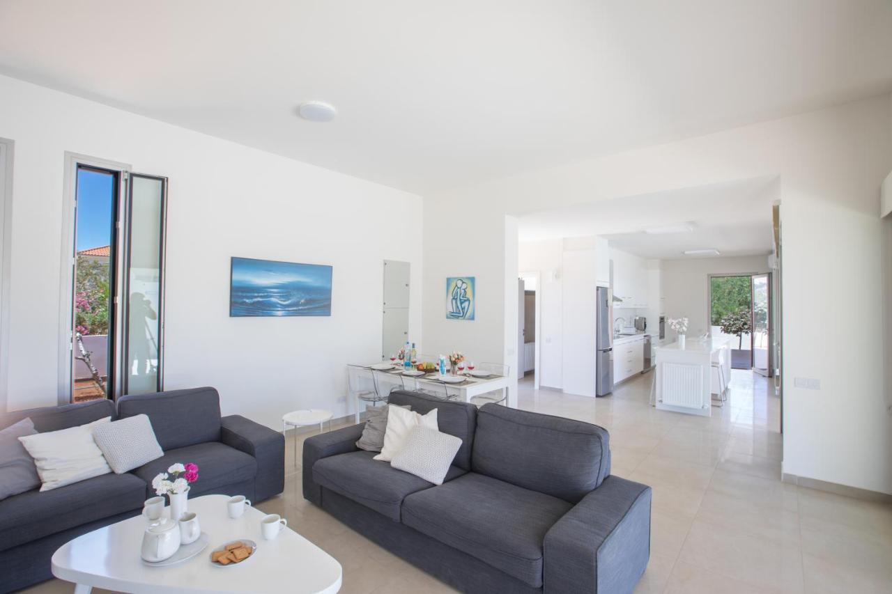 Leda Villa โปรทาราส ภายนอก รูปภาพ
